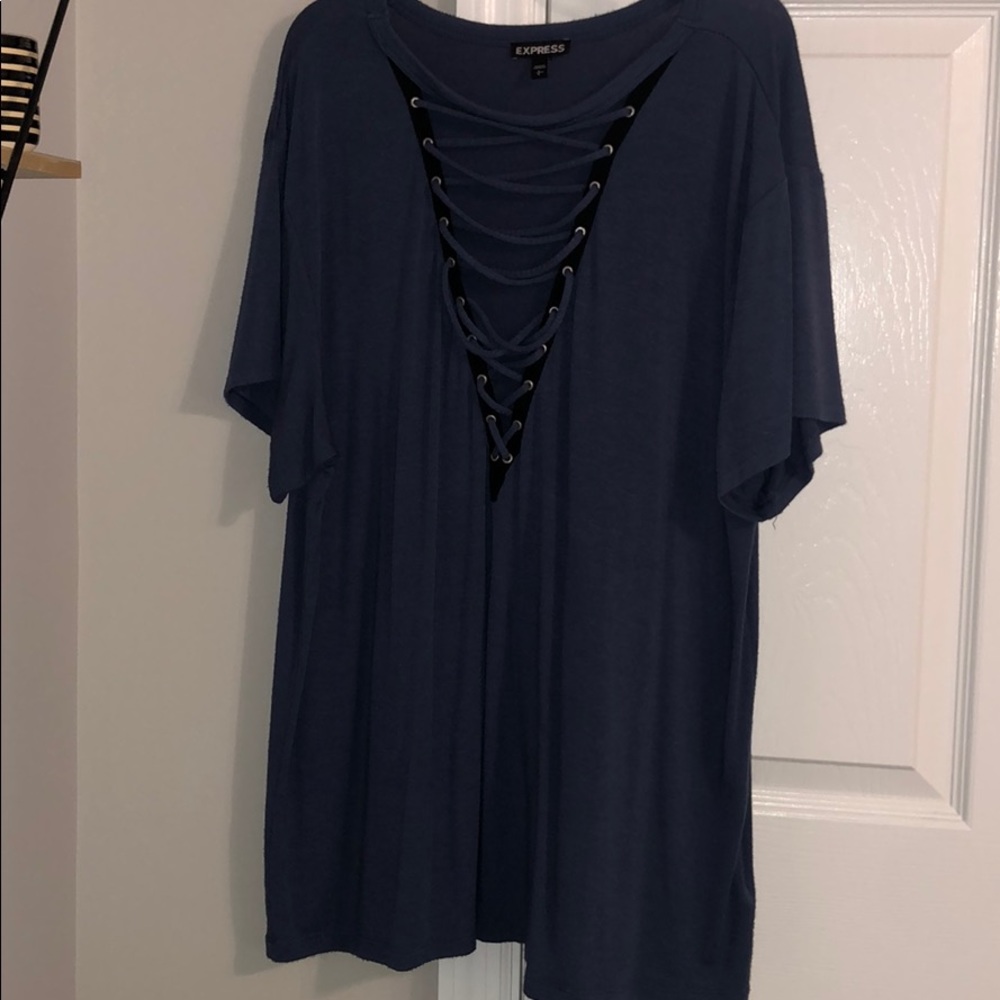 Cross up T-shirt